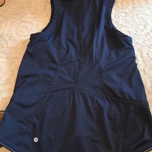 New Lululemon vest NAVY